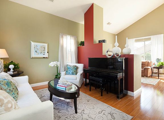 3rd image of 3304 Bel Mira Way