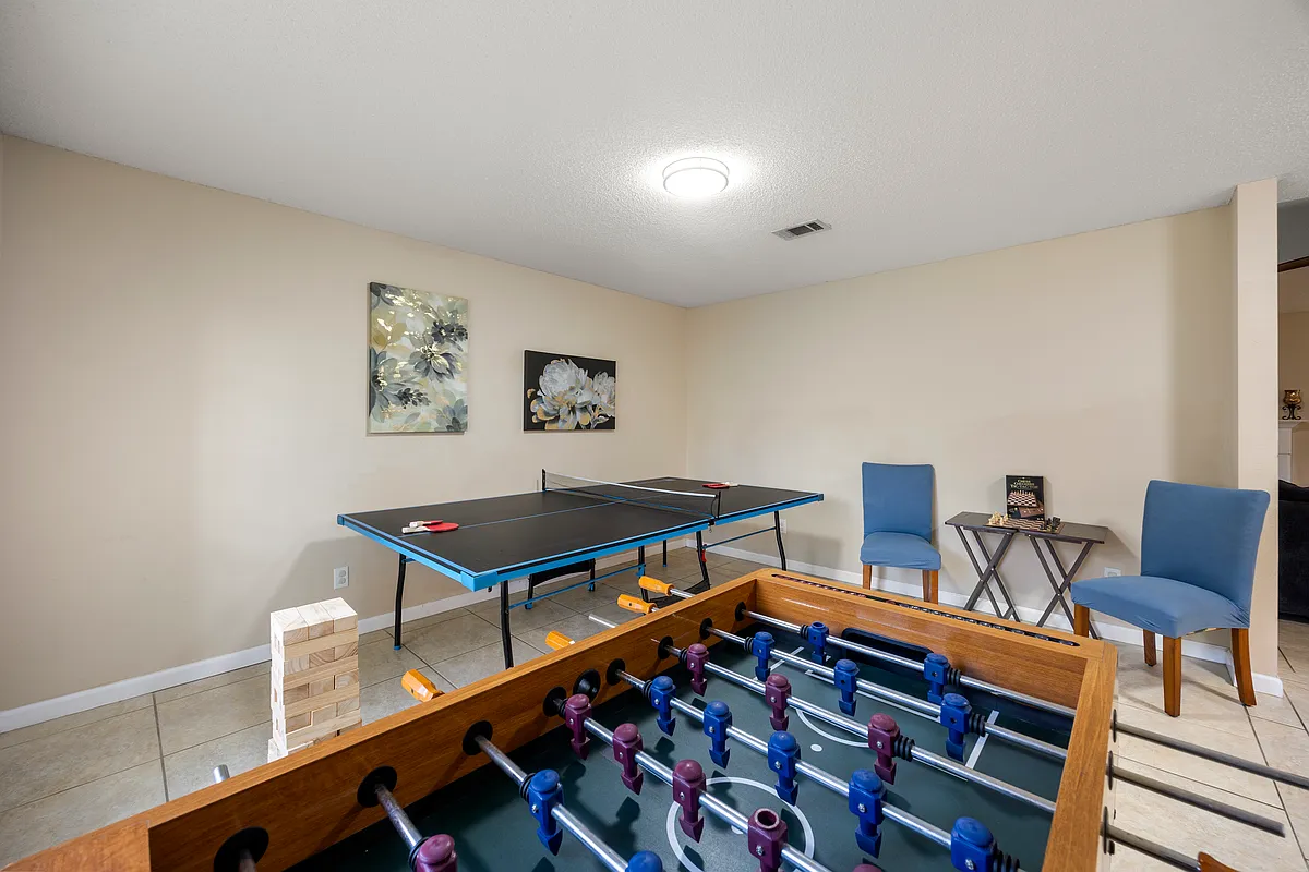 Building Photo - 909 Catskill Ln