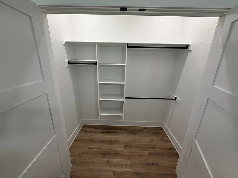 105 Adams Dr — Photo 18
