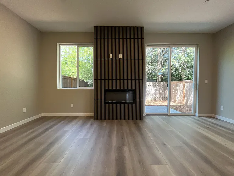 15607 SE Meadowlark Ln — Photo 15