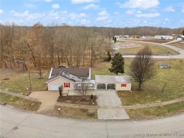 899 E Chestnut Drive, English, IN 47118