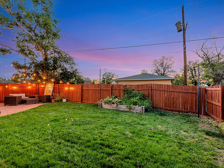 4411 Fillmore St — Photo 14