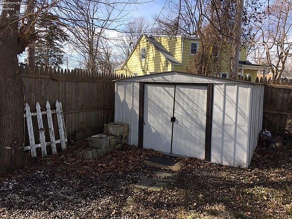 2nd image of 109 Richland Ave