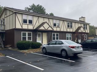 918 Flanders Rd APT 4C, Henniker, NH 03242