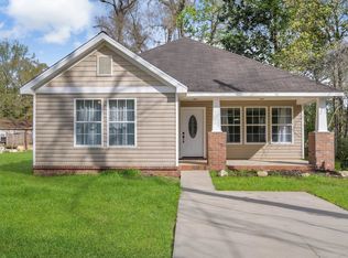 20 Comanche Trl, Crawfordville, FL 32327