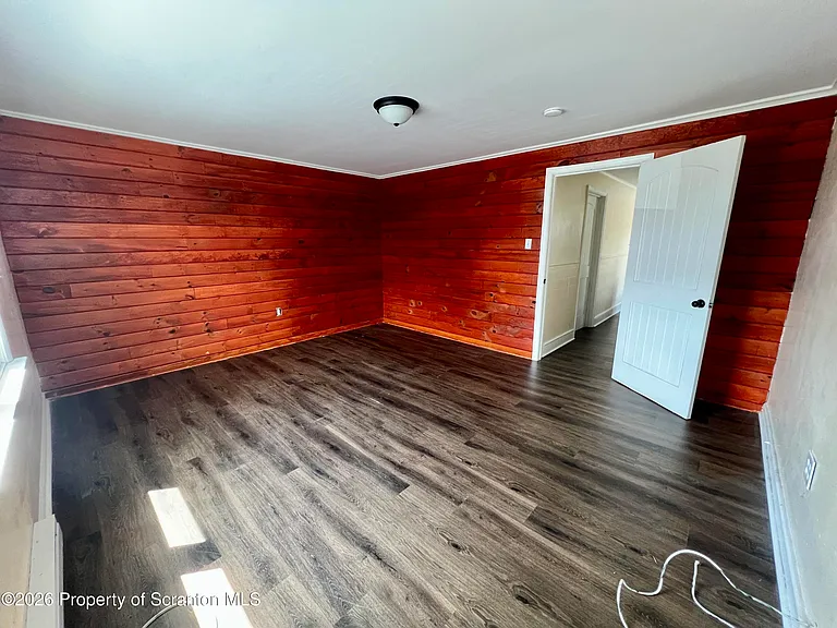 232 1/2 Butler St — Photo 18