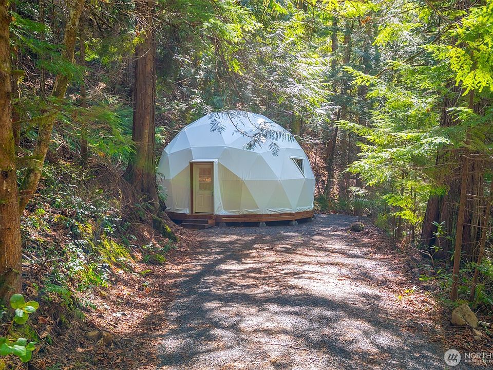 1st image of 13 Dow Ridge Road