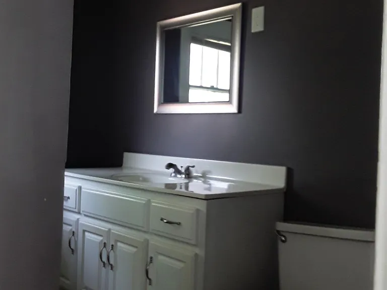 301 N Gold St — Photo 3