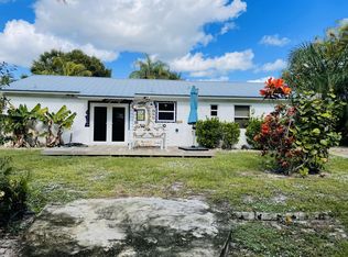 1002 Mohican Blvd, Jupiter, FL 33458
