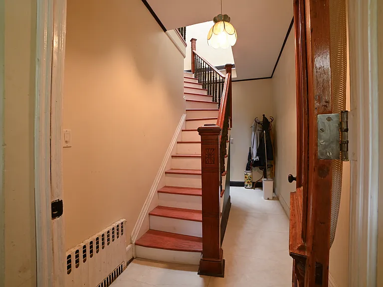 25-90 37th St #2 — Photo 17