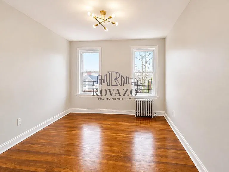 2 bed, 600 sqft, $1,650 — Photo 3