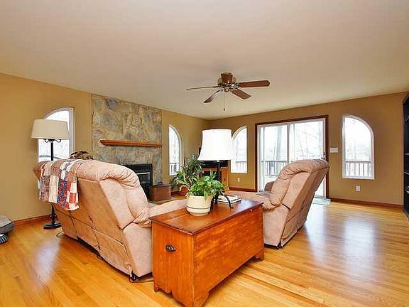 2nd image of 430 Windtree Dr