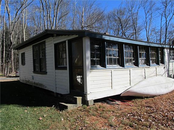 2nd image of 4 Malvina Ln
