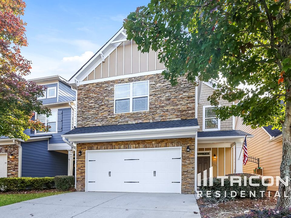 1st image of 144 Highland Pointe Cir E