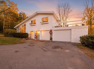 63 Searles Rd, Windham, NH 03087