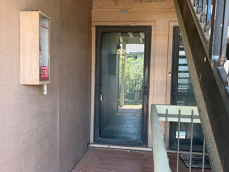 2600 Penny Ln #204 — Photo 9