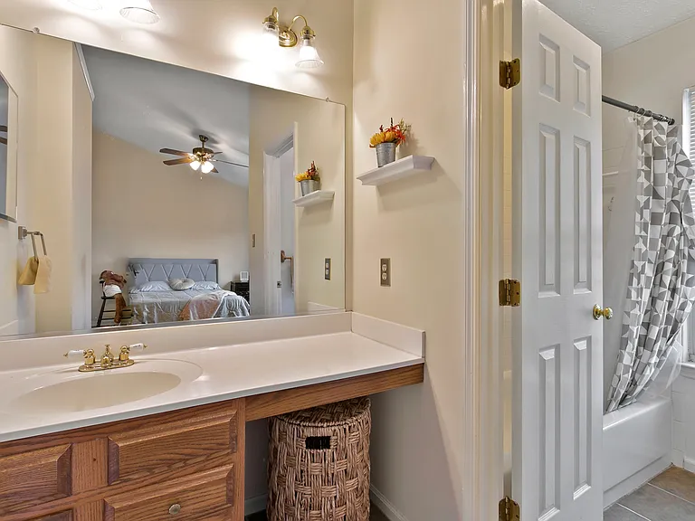 529 Sugarbush Cir — Photo 14