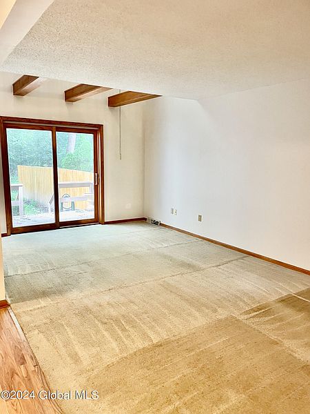 4th image of 23 Woodside Drive