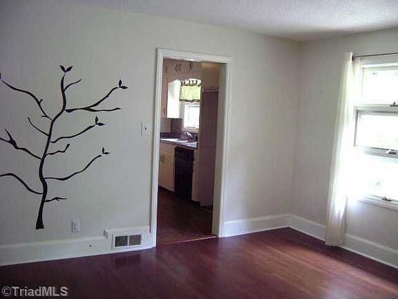 4th image of 150 Angel Dr