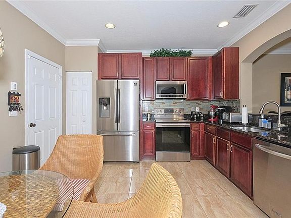 5th image of 9691 Roundstone Cir
