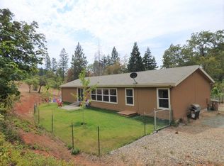 2855 W Jones Creek Rd, Grants Pass, OR 97526