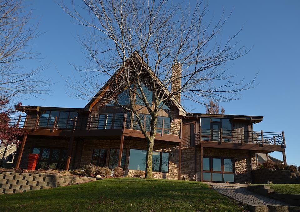 1st image of 32276 Teal Ln