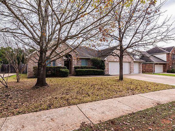 4th image of 11425 Carnelian Dr