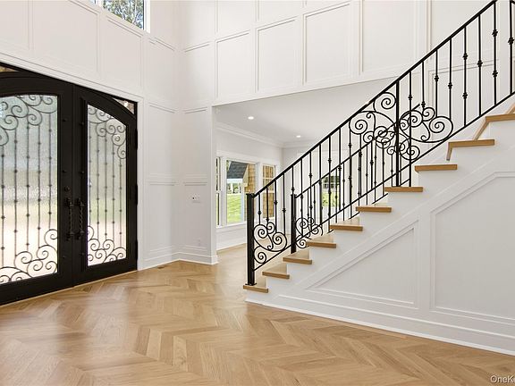 2nd image of 106 Cove Road