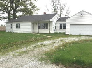 950 Il Route 140, Greenville, IL 62246
