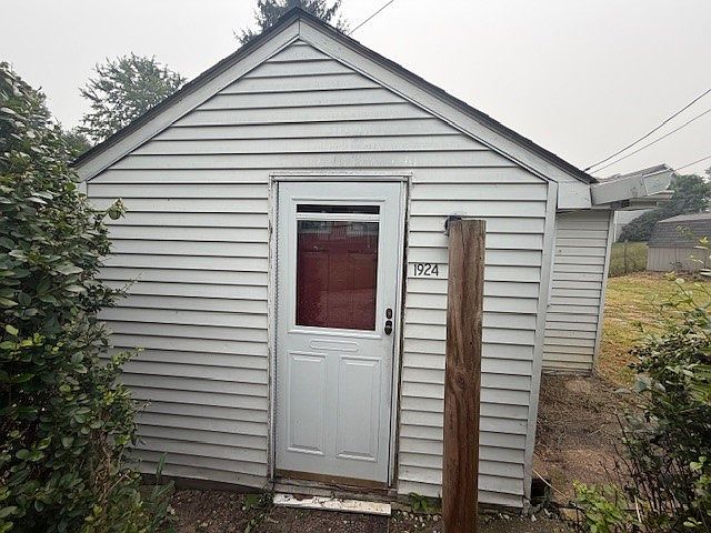 1st image of 1924 Cherry Aly