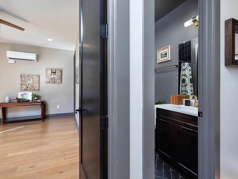 809 Sylvan St — Photo 34