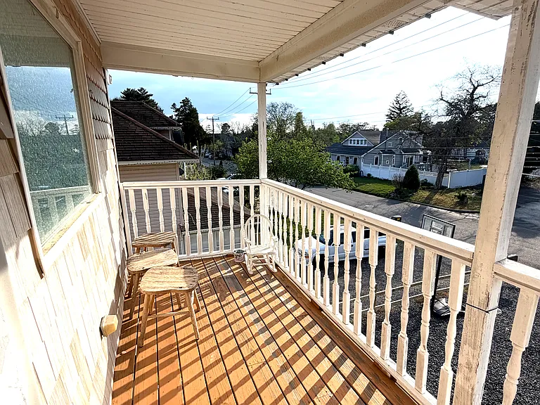 112 Tennyson Ave — Photo 24