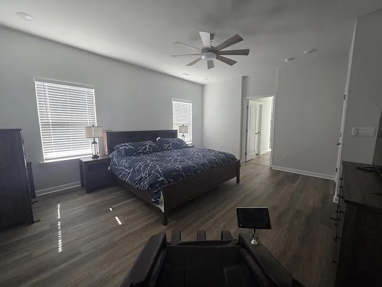 352 Castlepath Dr SW — Photo 22