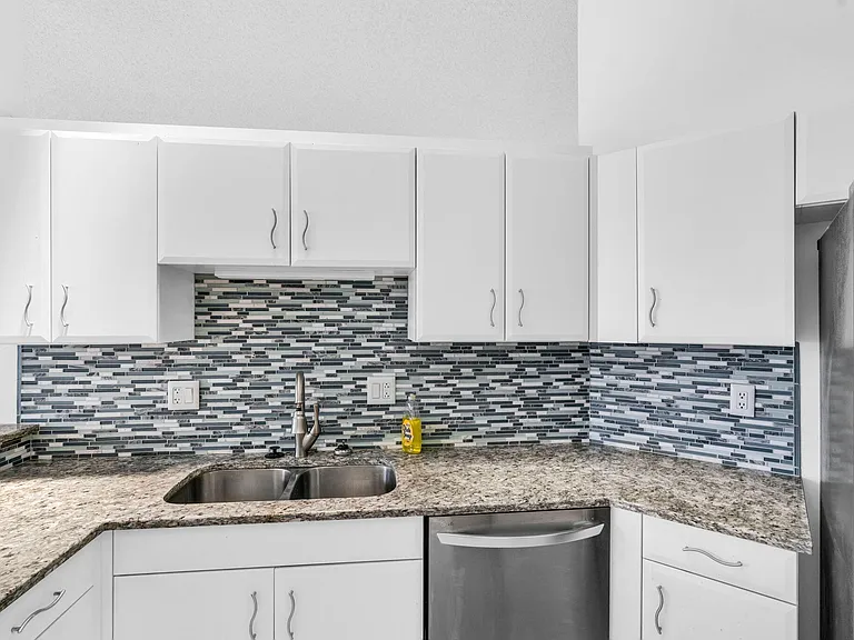 12382 Pleasant Green Way — Photo 77