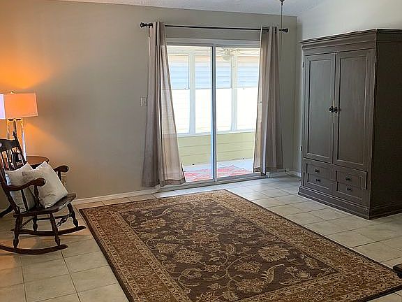 5th image of 7555 Southpointe Pl