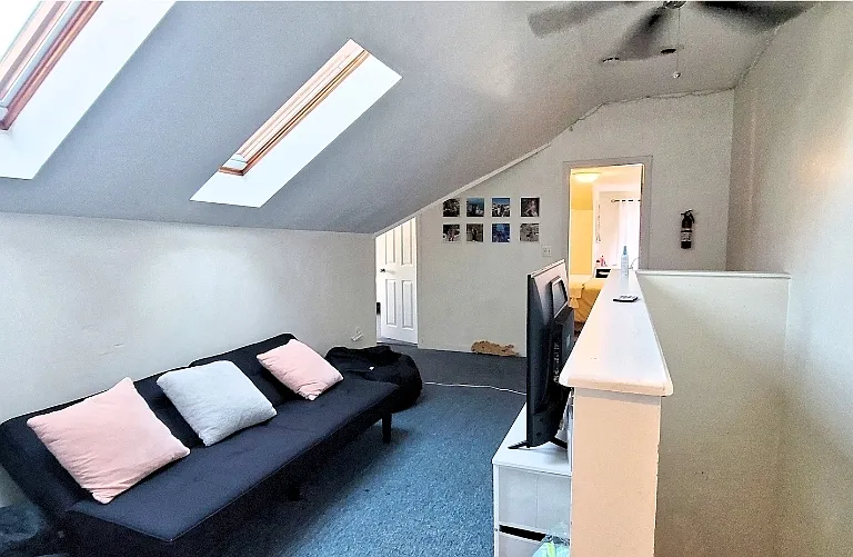 23 Townsend St #2 — Photo 9