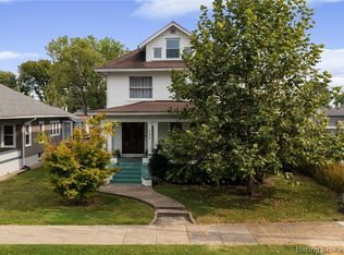 902 E Maple St, Jeffersonville, IN 47130