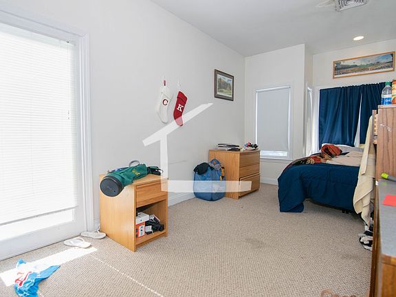 4th image of 8-10 Glencoe St #0