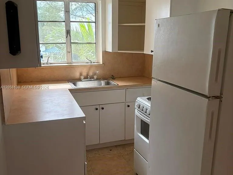 7921 West Dr #7 — Photo 2