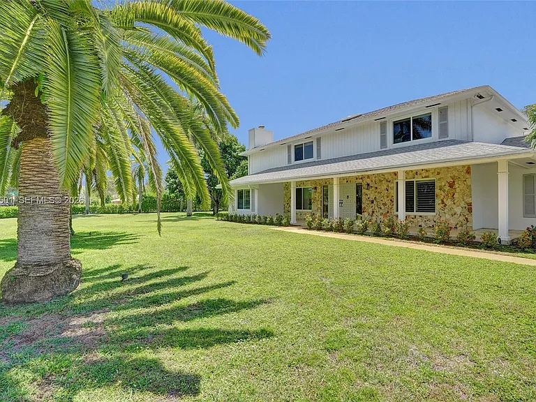 4024 Frances Dr — Photo 4