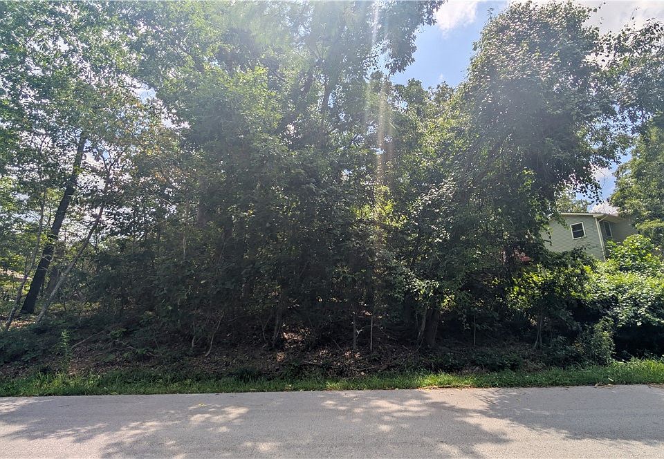 1st image of 16-29130-000 Lockton Dr #31