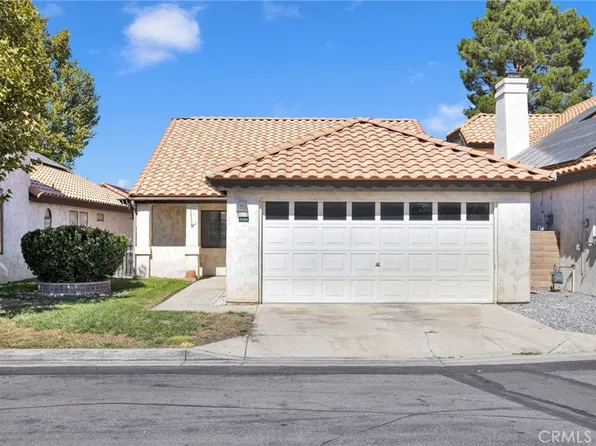 19270 Pine Way, Apple Valley, CA 92308