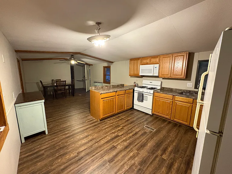 7251 Bomber Rd — Photo 9