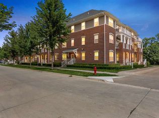 2184 Willenbrock Cir, Iowa City, IA 52245