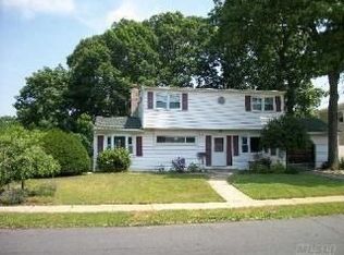 117 Jerusalem Ave, Massapequa Park, NY