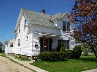 113 N D St, Cheboygan, MI 49721