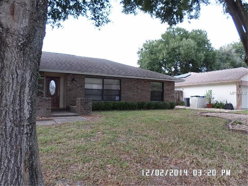 1st image of 807 Burr Oak Dr