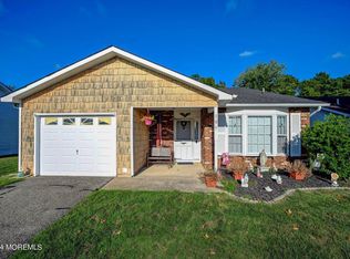 105 Mansfield Dr, Brick, NJ 08724