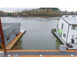 7720 SW Macadam Ave APT 14, Portland, OR