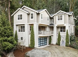 8209 NE 169th St, Kenmore, WA 98028